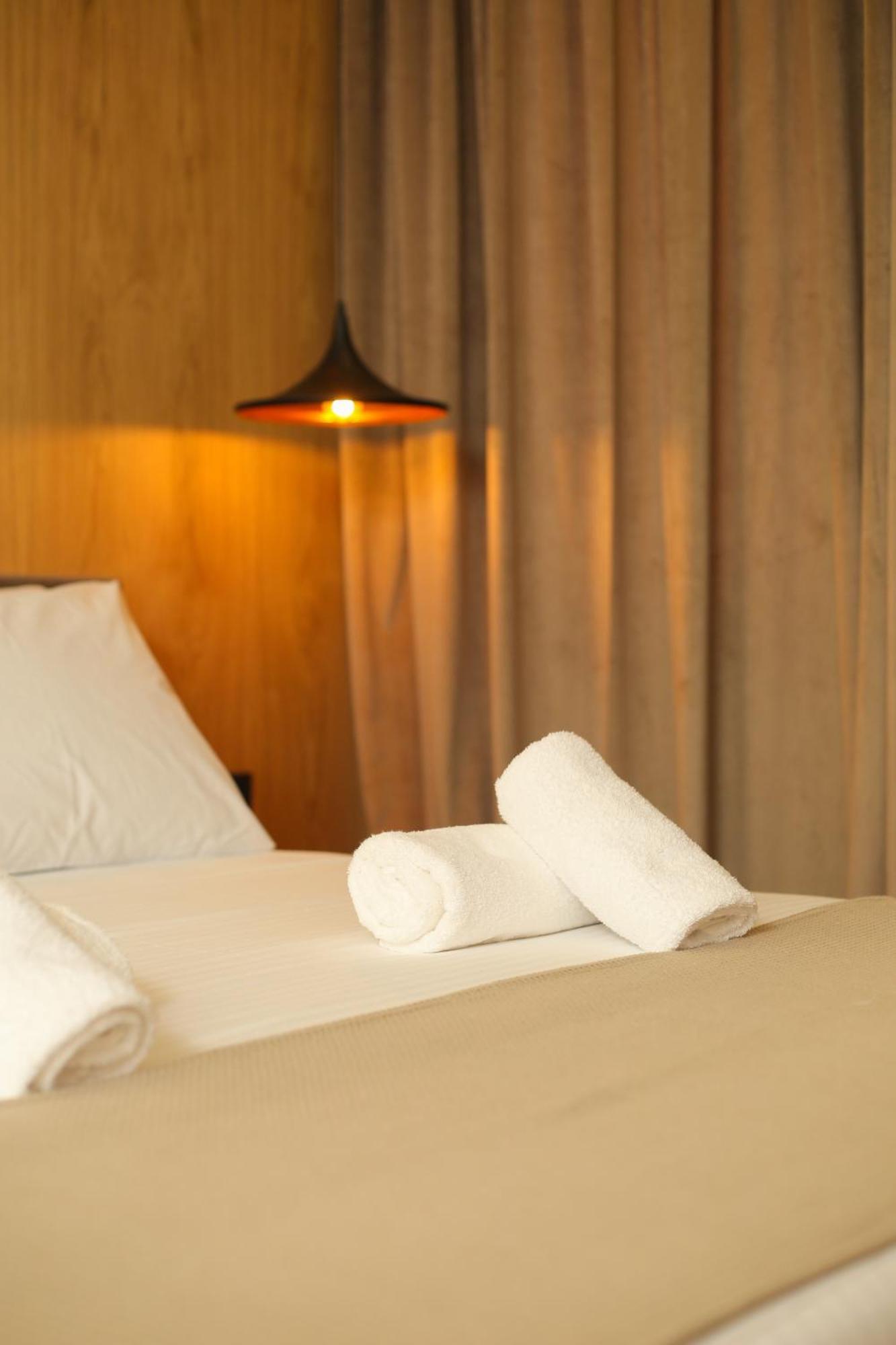 Hotel Brooklyn فلورا المظهر الخارجي الصورة