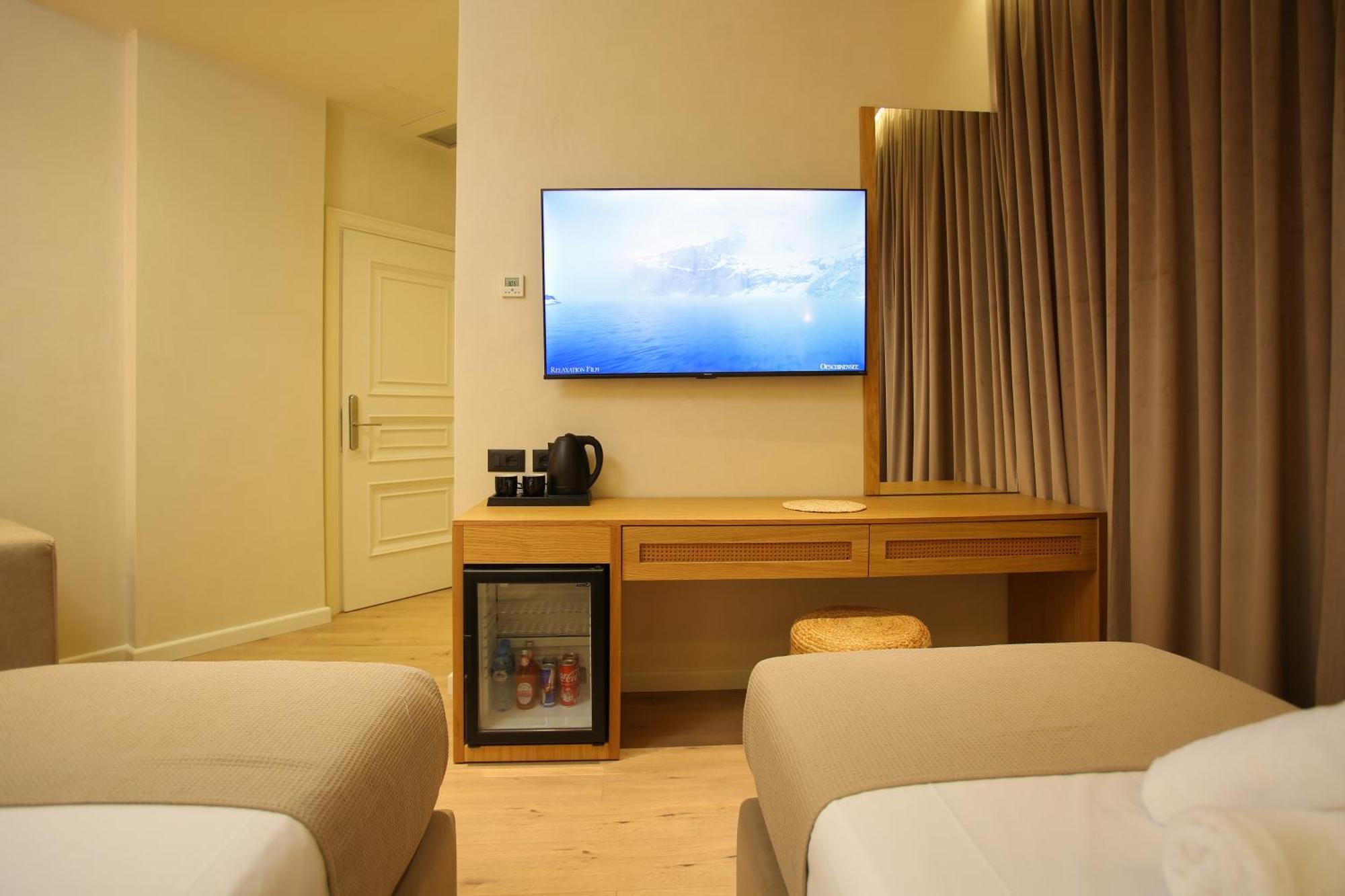 Hotel Brooklyn فلورا المظهر الخارجي الصورة