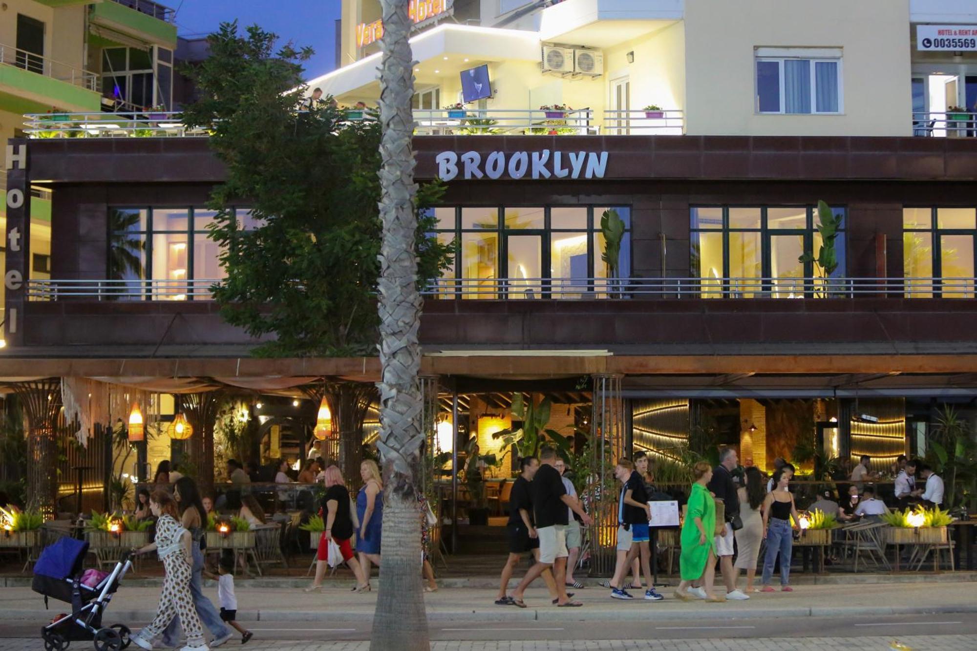 Hotel Brooklyn فلورا المظهر الخارجي الصورة